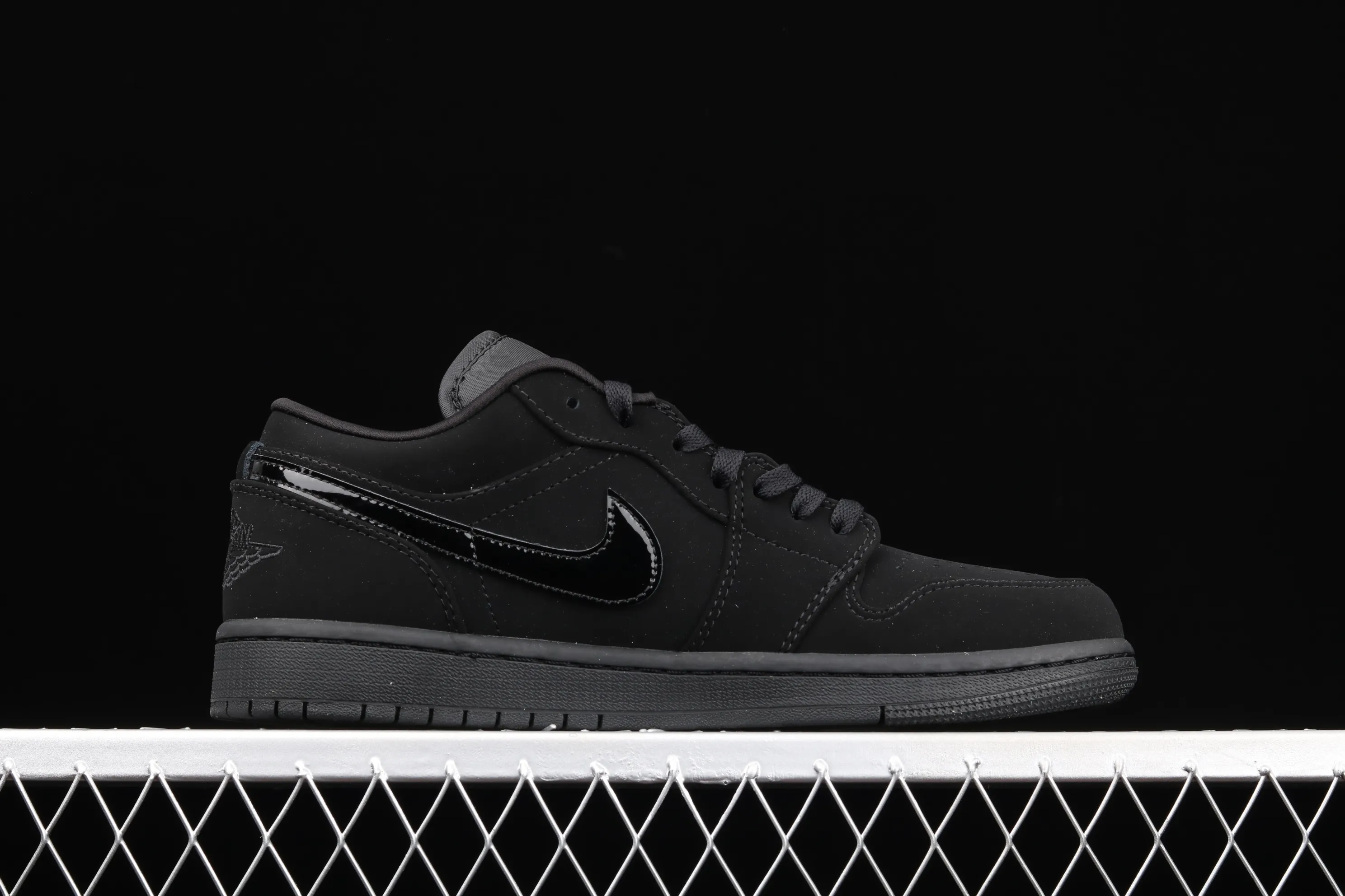 All categories Air Jordan Jordan series basketball shoes Air Jordan 1 Low Air Jordan 1 Low AJ1 Joe 1 low-top cultural and leisure sports sneakers 553558-056